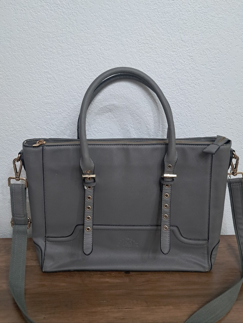 Ease Gave Gray Laptop Tote Bag Zip Closure Faux Leather Multi Pockets Office